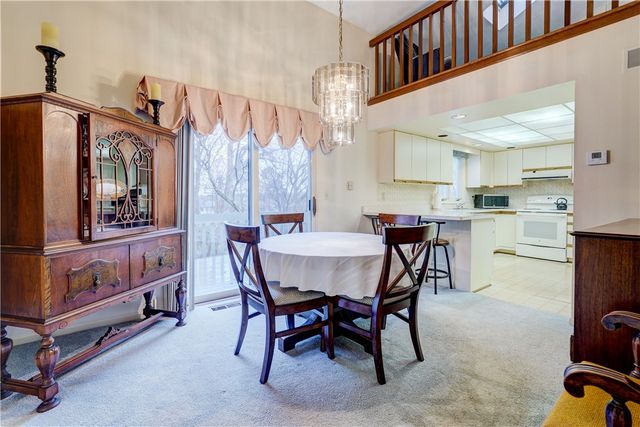 17 Chenin Run, Perinton, NY 14450