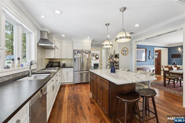 465 Contant Avenue, Haworth, NJ 07641