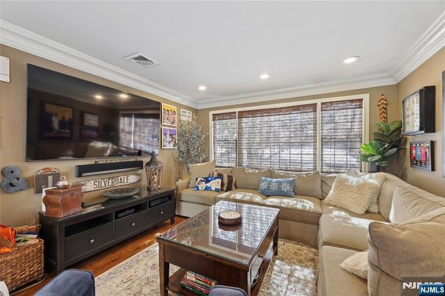 465 Contant Avenue, Haworth, NJ 07641
