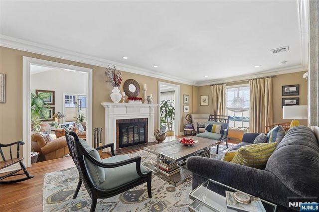 465 Contant Avenue, Haworth, NJ 07641