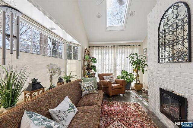 465 Contant Avenue, Haworth, NJ 07641