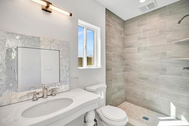 9240 Slater Terrace, Chatsworth, CA 91311