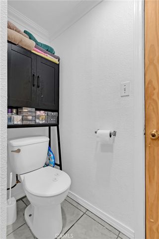 8810 MENLO Avenue, Los Angeles, CA 90044