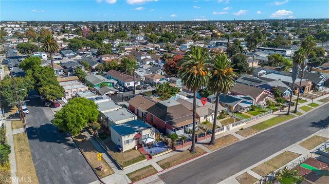 8810 MENLO Avenue, Los Angeles, CA 90044