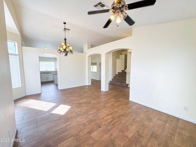 7417 W JONES Avenue, Phoenix, AZ 85043