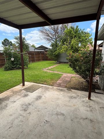 722 Big Thicket Trail, Mesquite, TX 75149