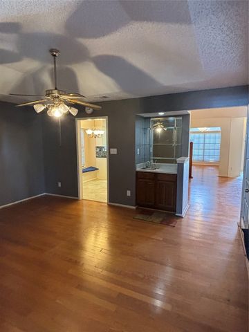 722 Big Thicket Trail, Mesquite, TX 75149