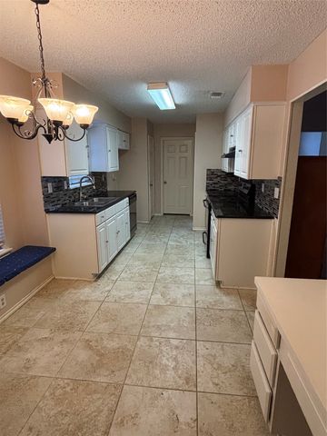 722 Big Thicket Trail, Mesquite, TX 75149