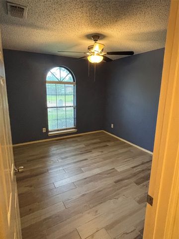 722 Big Thicket Trail, Mesquite, TX 75149