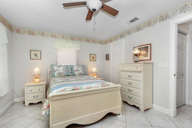 511 SW 18th Street, Boynton Beach, FL 33426