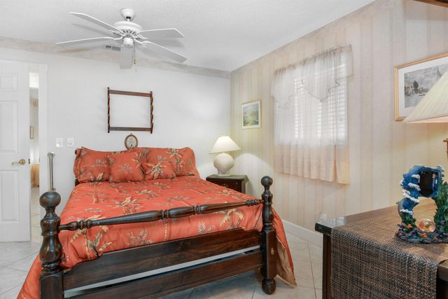 511 SW 18th Street, Boynton Beach, FL 33426