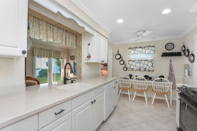 511 SW 18th Street, Boynton Beach, FL 33426