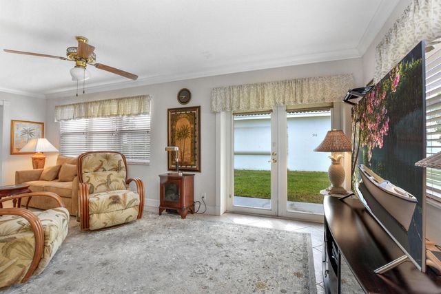 511 SW 18th Street, Boynton Beach, FL 33426