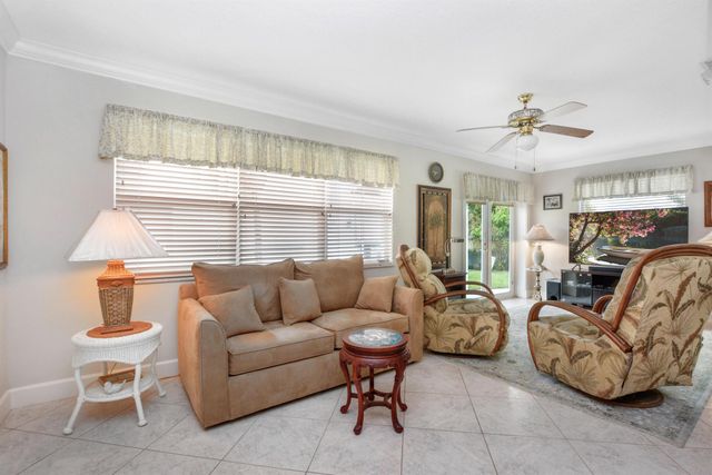 511 SW 18th Street, Boynton Beach, FL 33426