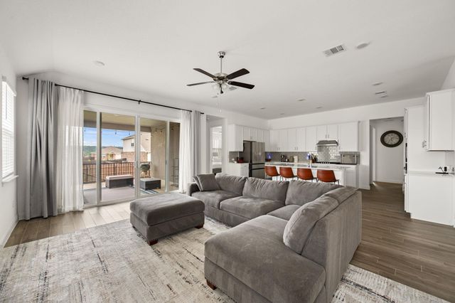 1621 Weavers BND, Georgetown, TX 78628