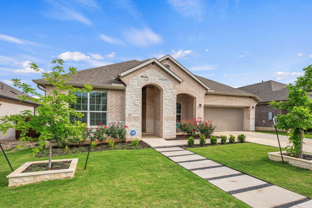 1621 Weavers BND, Georgetown, TX 78628