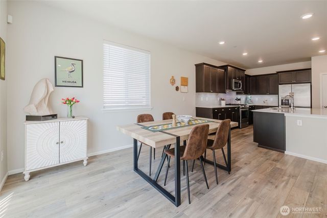909 Timberline Avenue, Bremerton, WA 98312