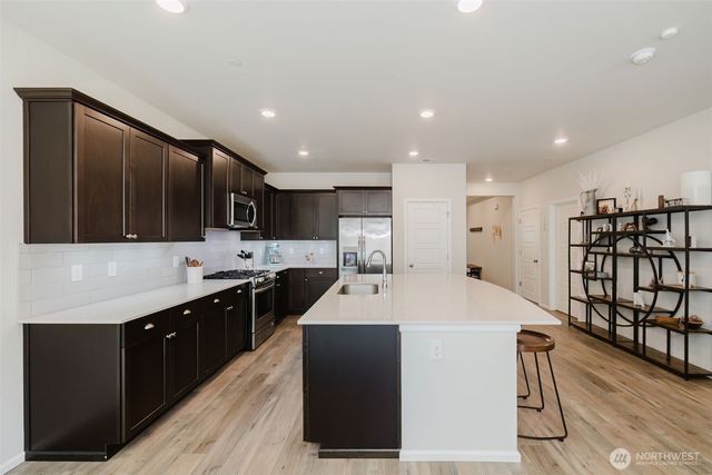 909 Timberline Avenue, Bremerton, WA 98312