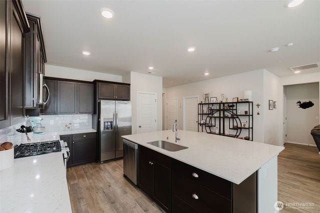 909 Timberline Avenue, Bremerton, WA 98312