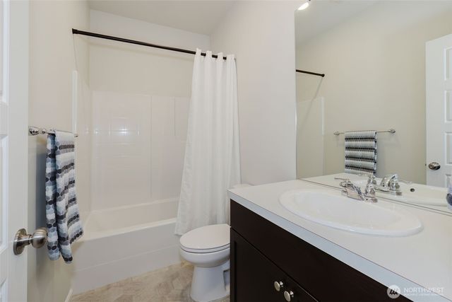 909 Timberline Avenue, Bremerton, WA 98312