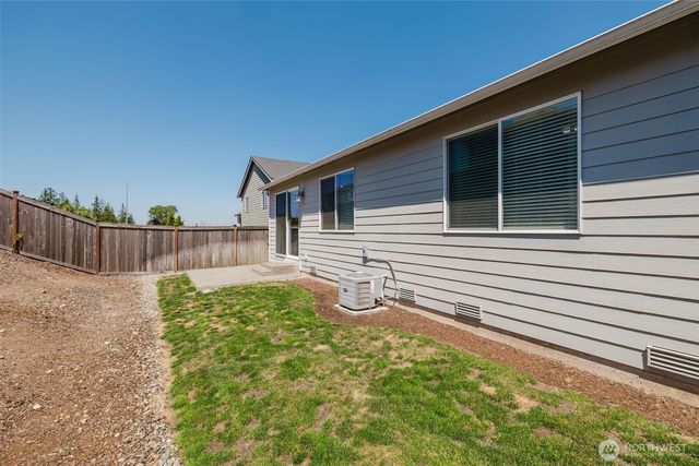909 Timberline Avenue, Bremerton, WA 98312
