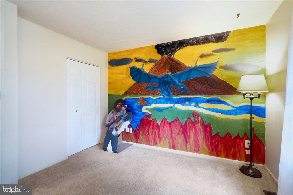 Image 33 of property listing at 4661 PALOMINO CT, Ellicott City, MD 21043