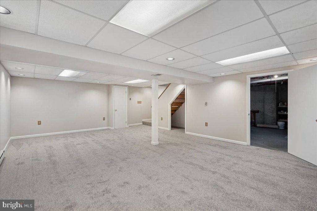 Image 43 of property listing at 4661 PALOMINO CT, Ellicott City, MD 21043