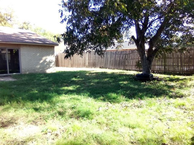 1817 Vine Drive, Garland, TX 75040