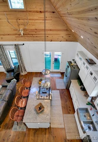 272 Briar Loop Road, Deatsville, AL 36022