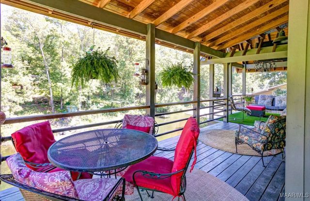 272 Briar Loop Road, Deatsville, AL 36022