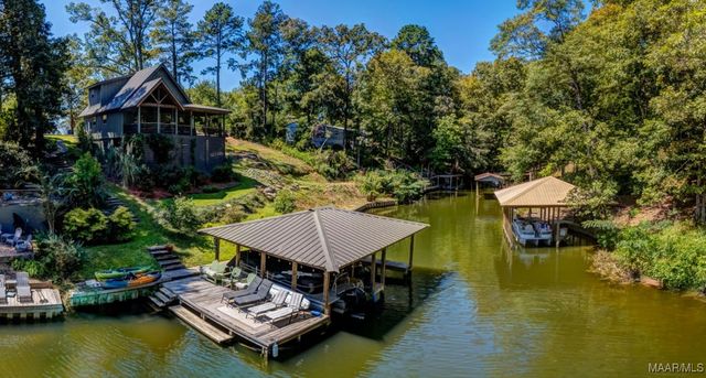 272 Briar Loop Road, Deatsville, AL 36022