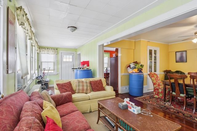 44 Elm Street, Quincy, MA 02169