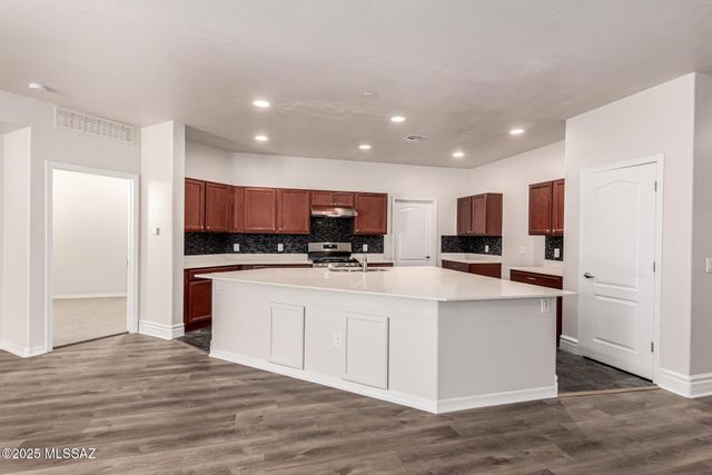 6829 S Cortazar Court, Tucson, AZ 85756