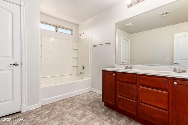 6829 S Cortazar Court, Tucson, AZ 85756