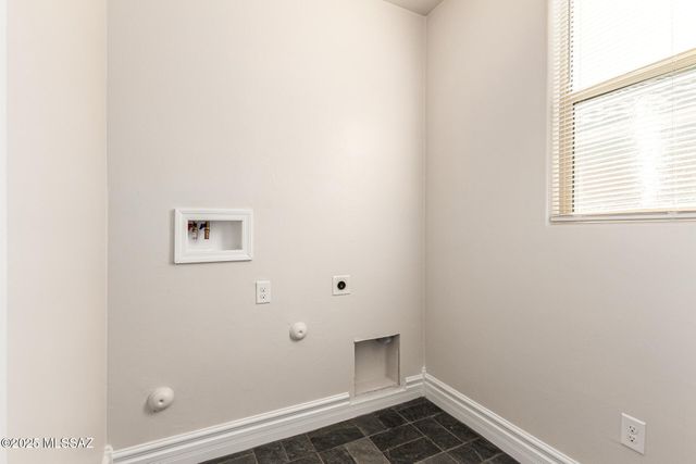 6829 S Cortazar Court, Tucson, AZ 85756