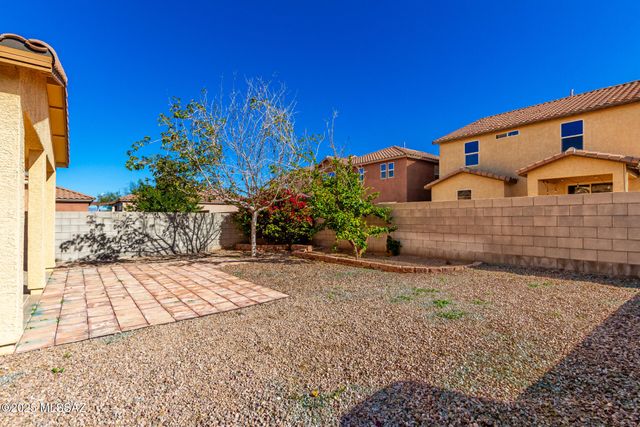 6829 S Cortazar Court, Tucson, AZ 85756
