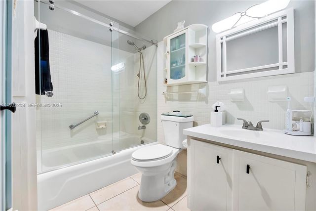 6750 NE 21st Rd 124, Fort Lauderdale, FL 33308