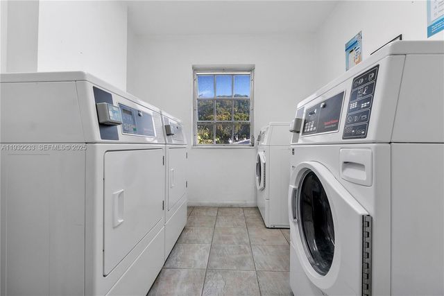 6750 NE 21st Rd 124, Fort Lauderdale, FL 33308