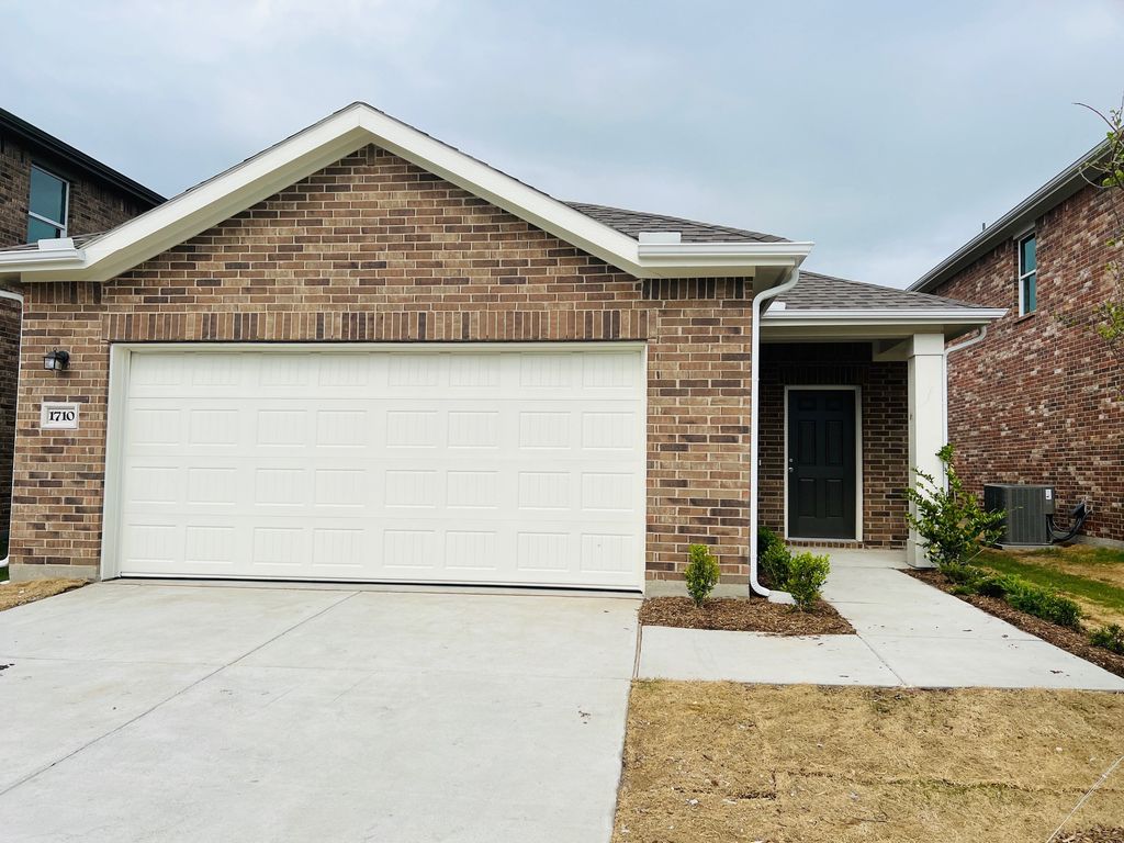 1710 Washington Street, Princeton, TX 75407