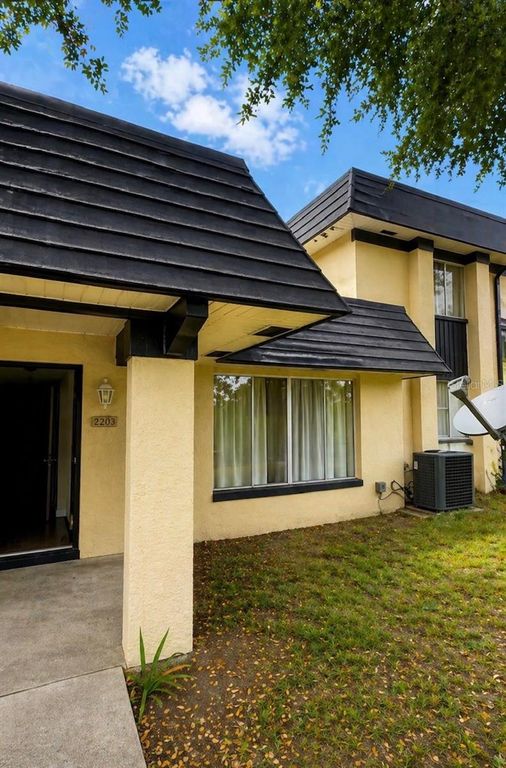 2203 SILVER PINES PLACE 601, Orlando, FL 32808