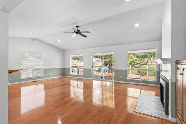 13284 Thistle Loop, Penn Valley, CA 95946