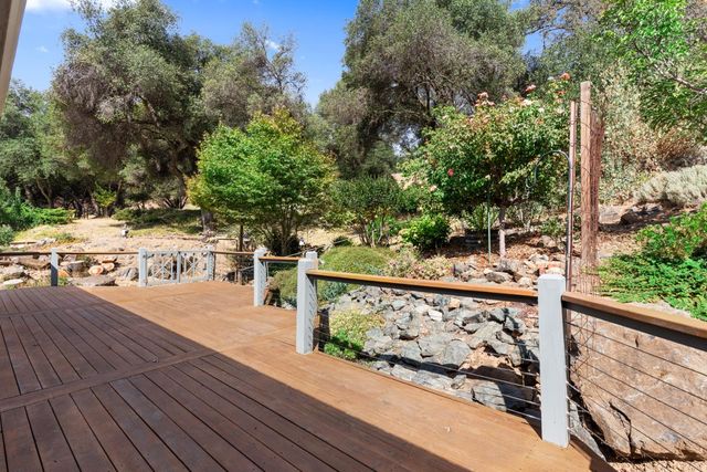 13284 Thistle Loop, Penn Valley, CA 95946