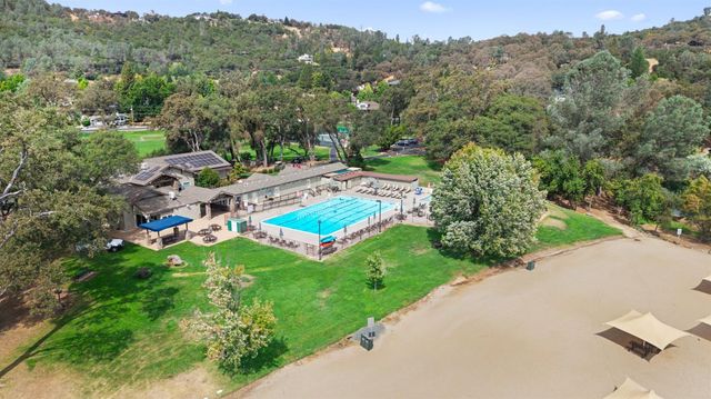 13284 Thistle Loop, Penn Valley, CA 95946