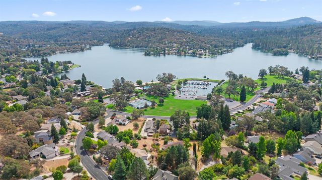 13284 Thistle Loop, Penn Valley, CA 95946