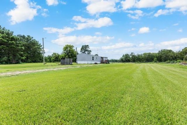 148 A Rogers Road, New Waverly, TX 77358