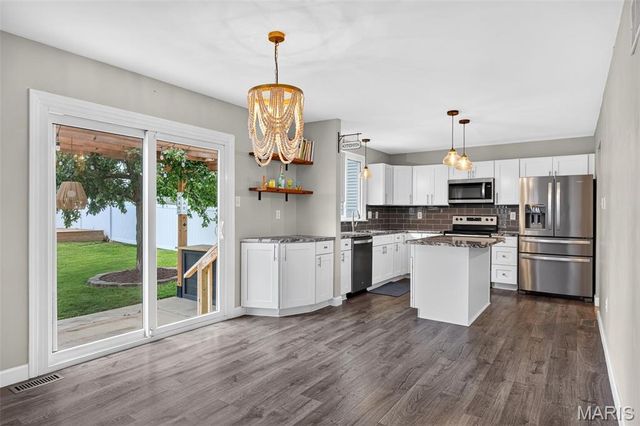 67 Old Chesapeake Drive, Wentzville, MO 63385