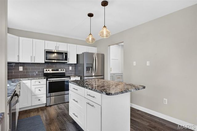 67 Old Chesapeake Drive, Wentzville, MO 63385