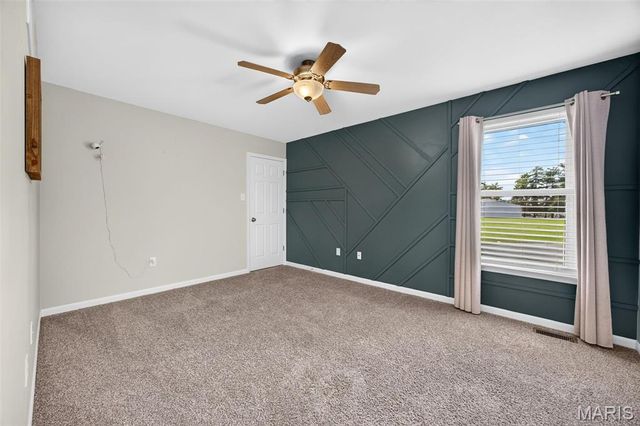 67 Old Chesapeake Drive, Wentzville, MO 63385