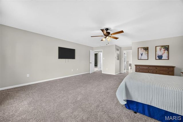 67 Old Chesapeake Drive, Wentzville, MO 63385