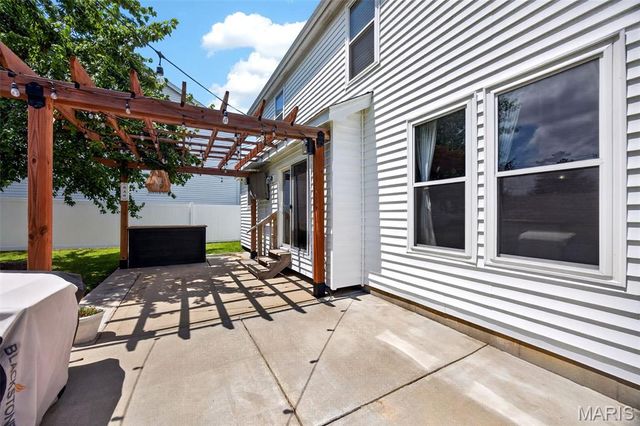 67 Old Chesapeake Drive, Wentzville, MO 63385